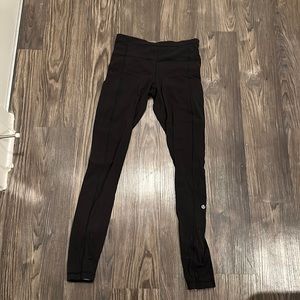 Lululemon black leggings